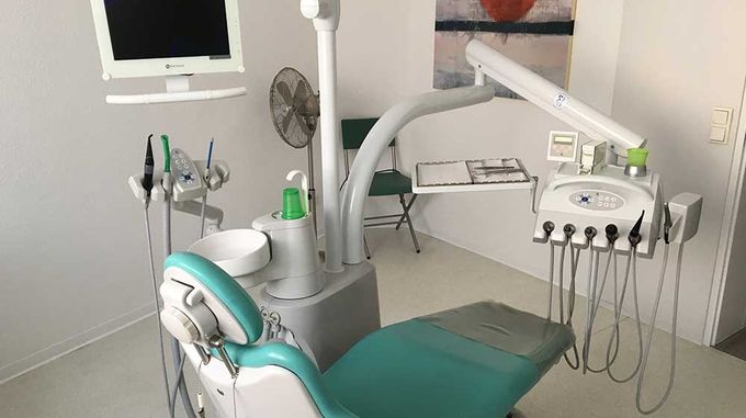 стоматологическое кресло 